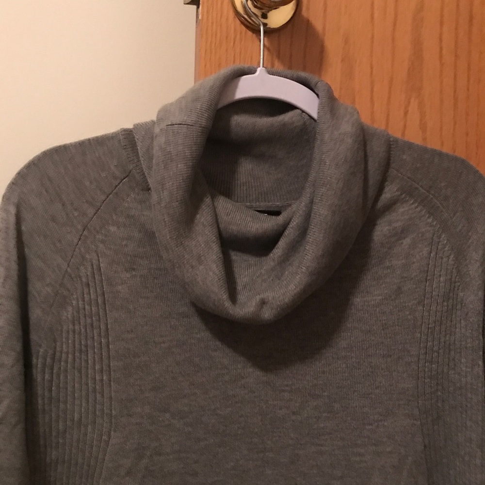 Sweater - Picture 2 of 3